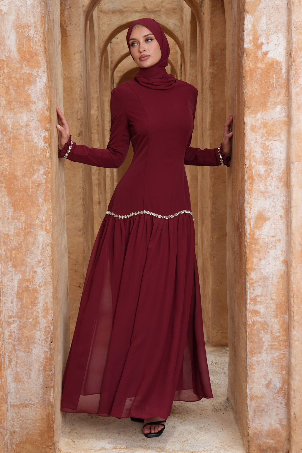 hijab with red dress Mira Crystal Maxi Set Elegant Frosted Milk Corset Ball Gown Item Type BRAND_ELISABETTA FRANCHI Size:3X BLACK