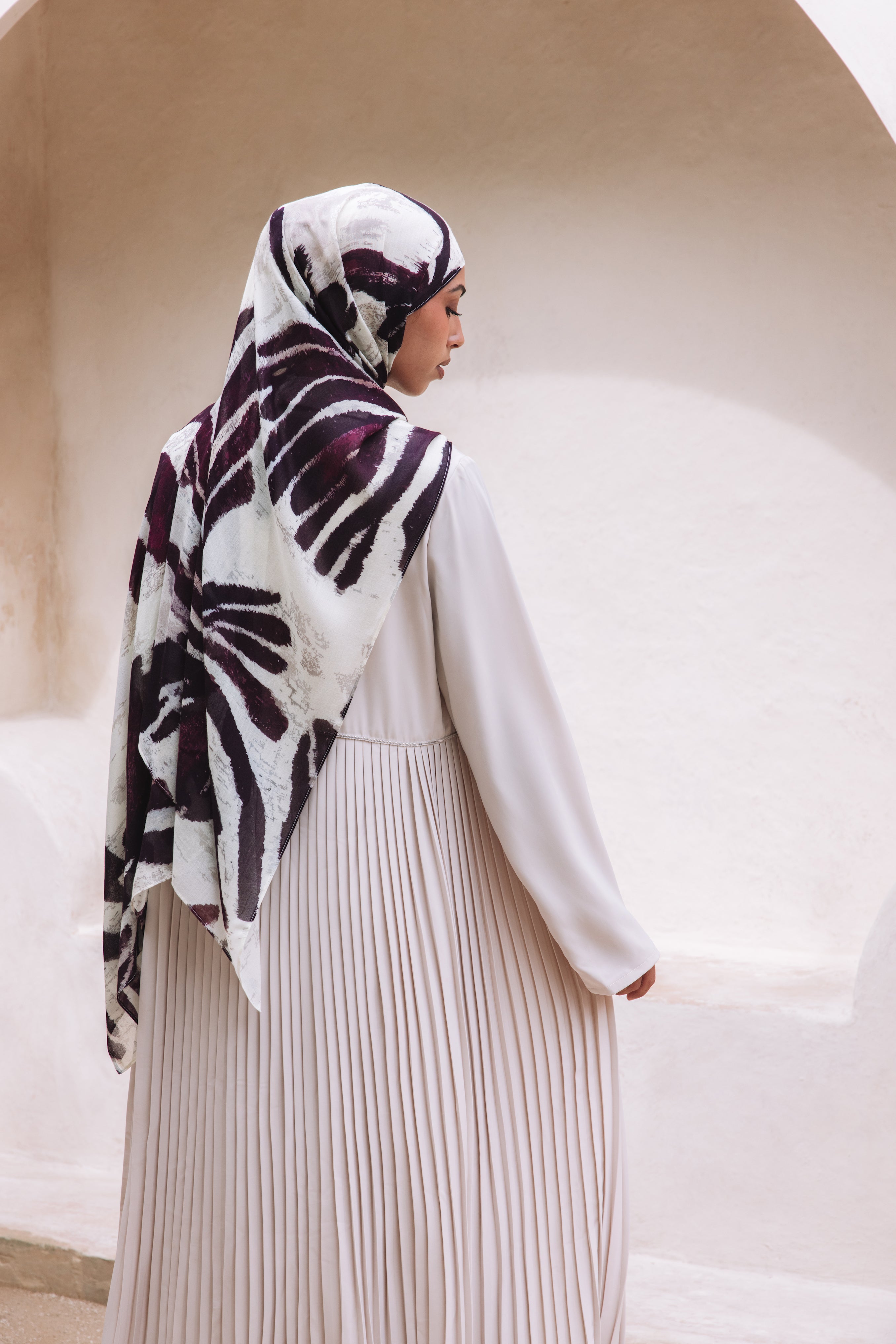 Layan Abaya Set - Neutral