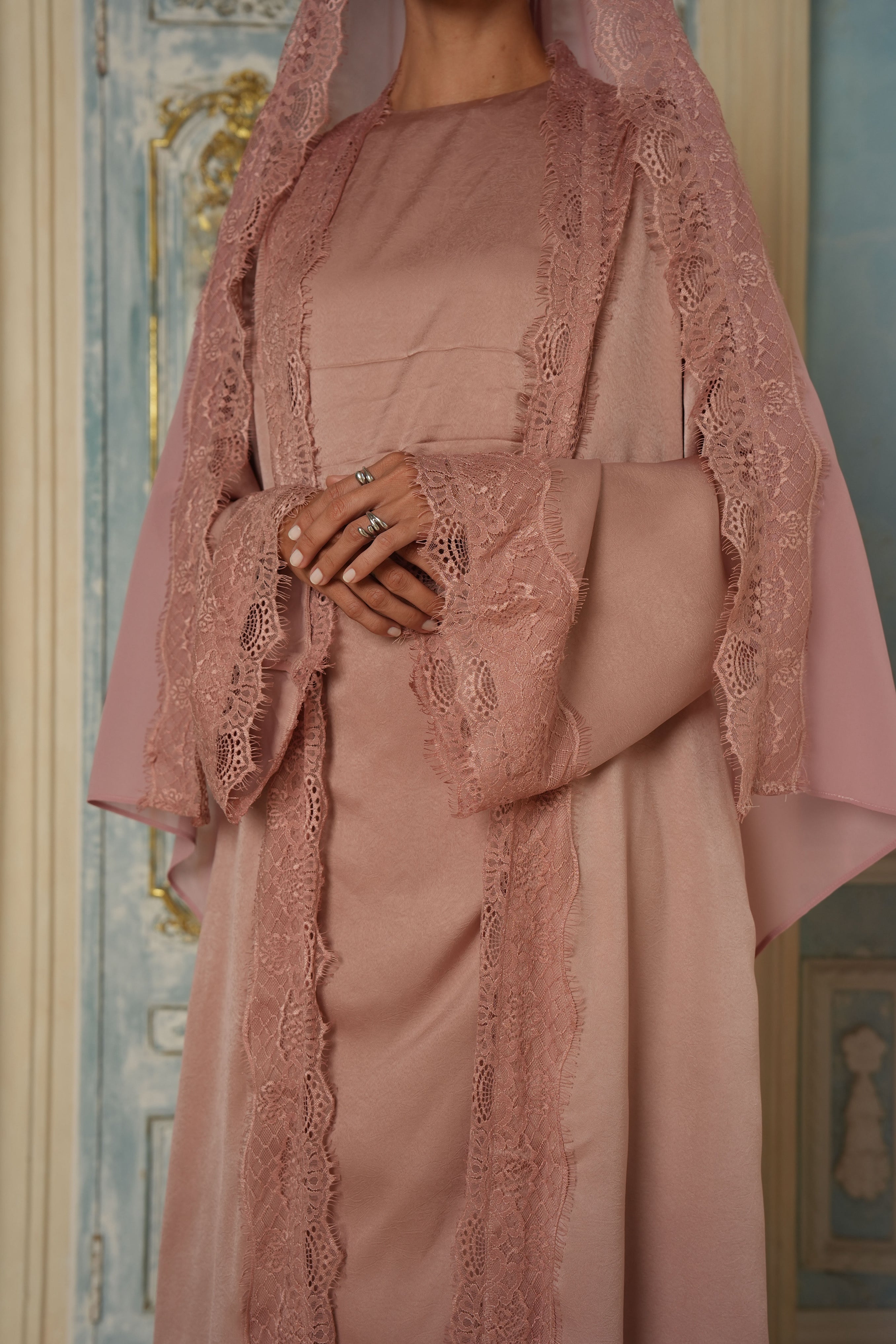 Ameera Lace 3pc Abaya Set - Mauve