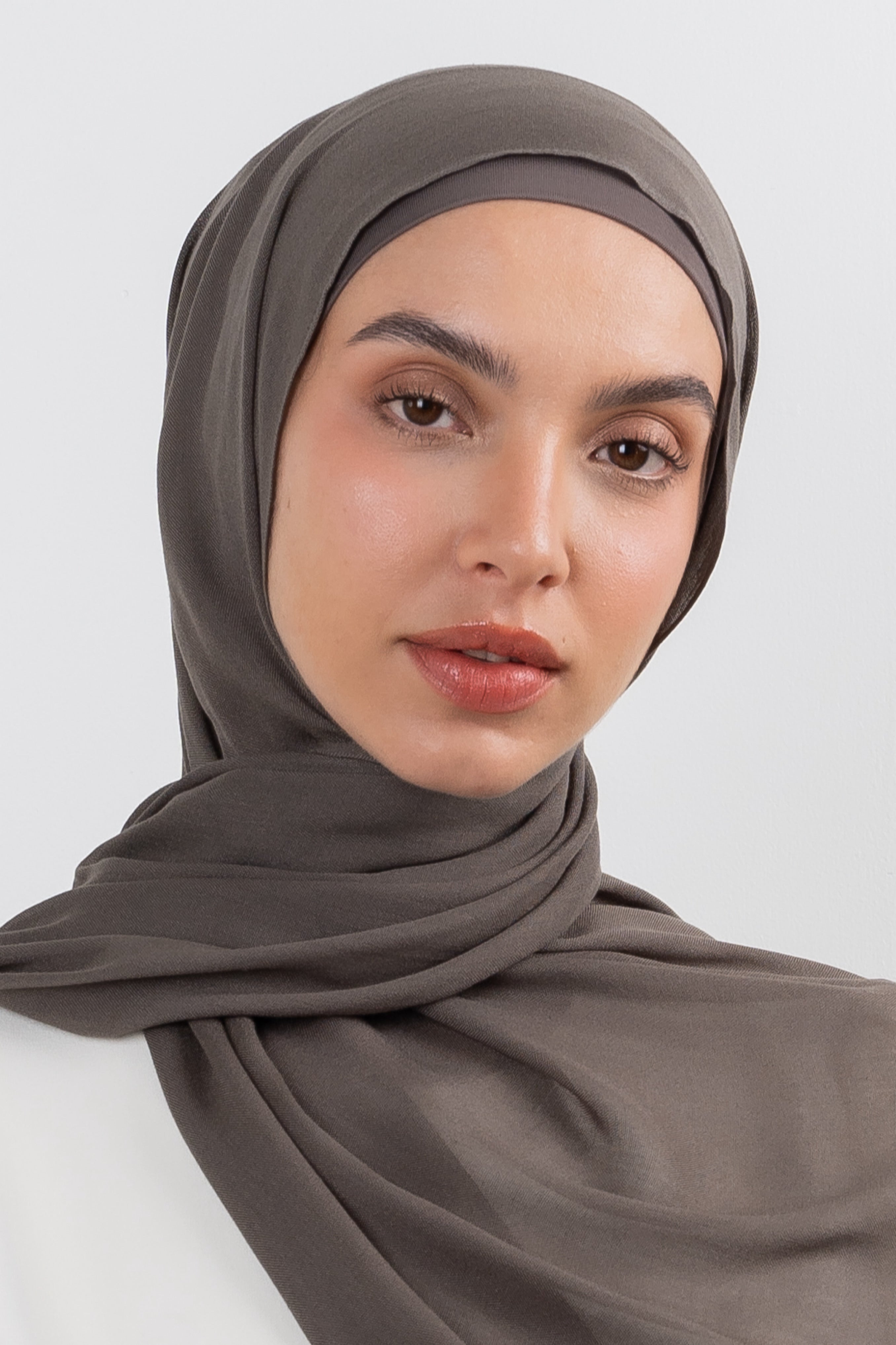 Modal Hijab Set - Dark Truffle - Modern Hijabi