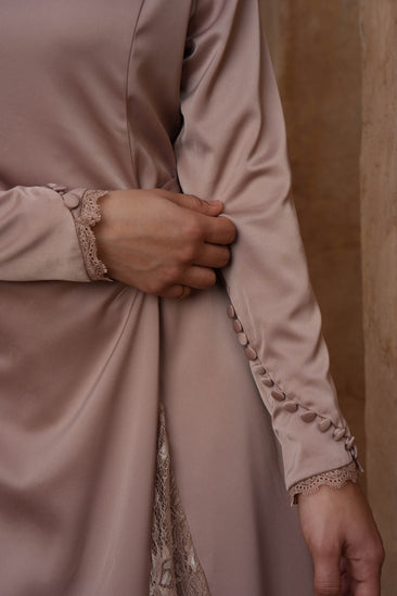 lace dress hijab Modest Hijab islamic wedding dresses with Detachable Skirt, Long Sleeves, High Neck Lace, and Mermaid Silhouette