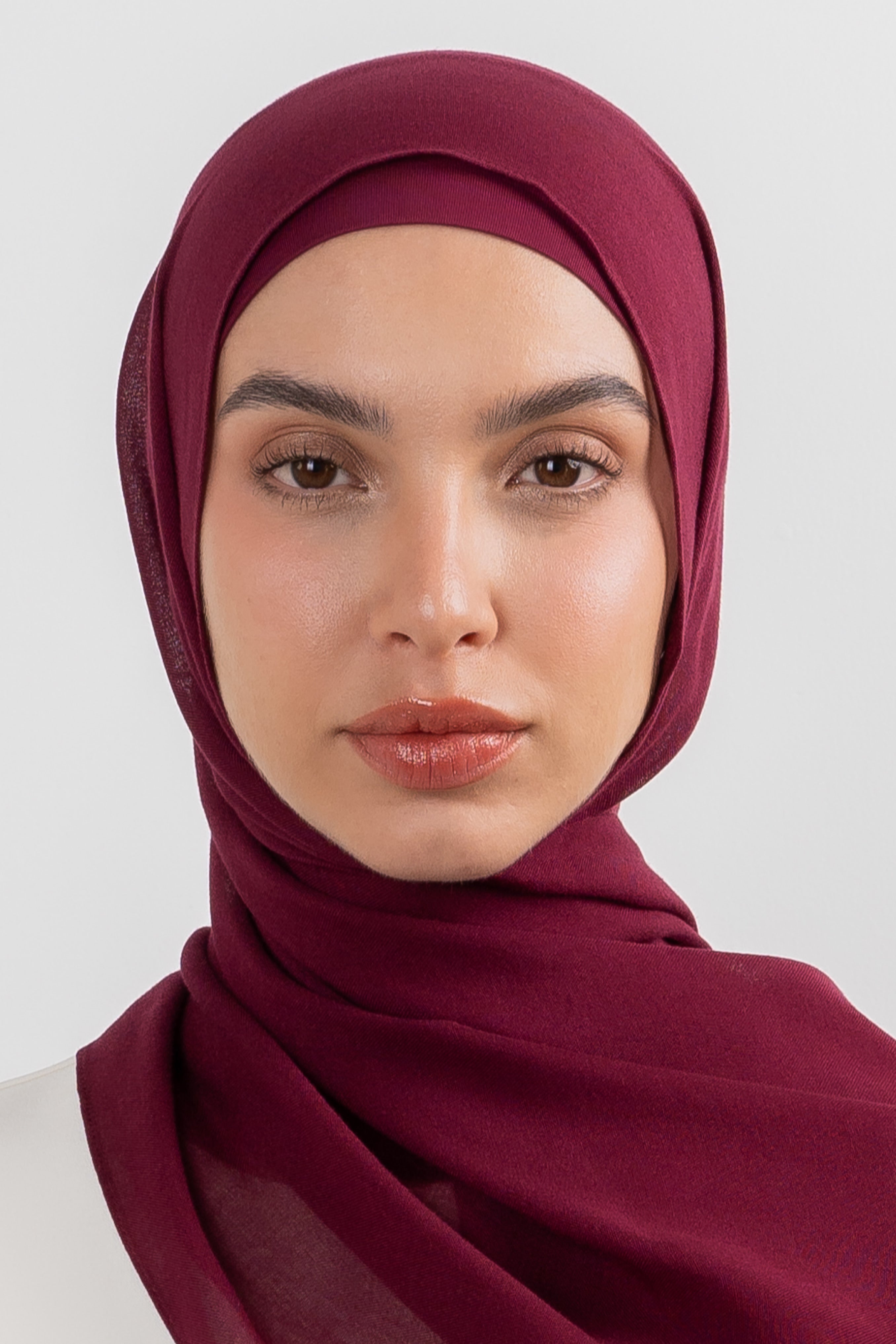 Modal Hijab Set - Maroon Banner - Modern Hijabi