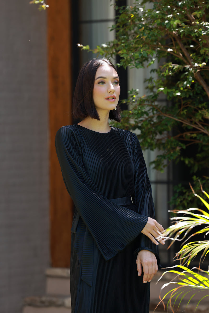 ALEEHA PLEATED DRESS - INK