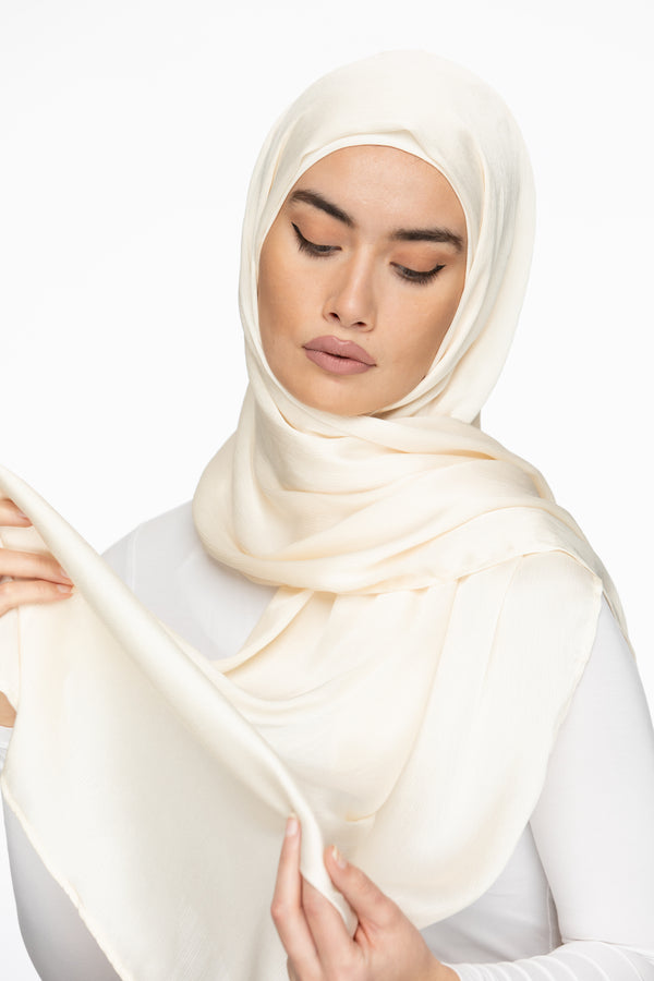 Ruched Satin Hijab - Desire